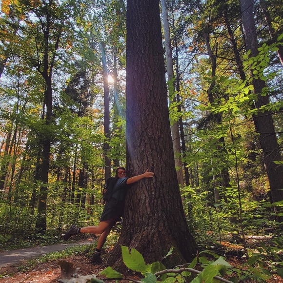 Meet your Posher, Jordan - Picture 1 of 1